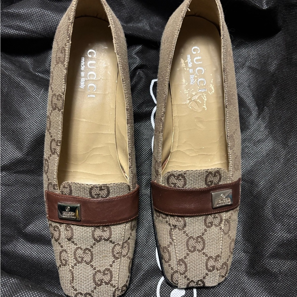 Gucci Women's Brown Loafers